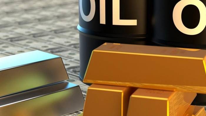 Crude Oil Surge Accelerates Economic Downturn